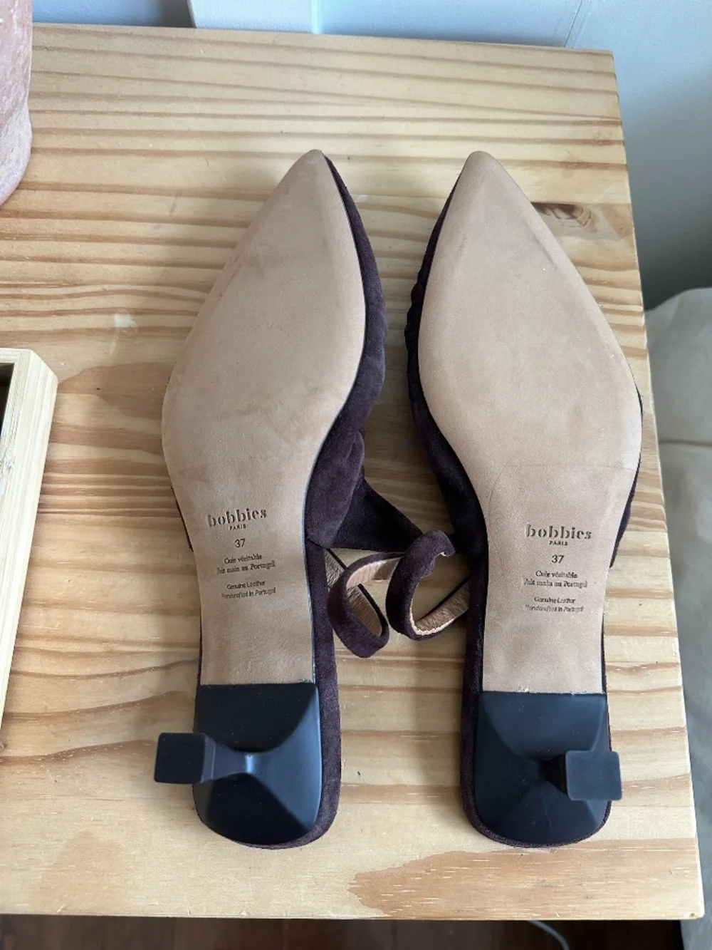 Bobbies brown suede slingbacks